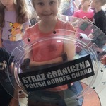 Dzieci na zajęciach z funkcjonariuszami z Podlaskiego Oddziału Straży Granicznej